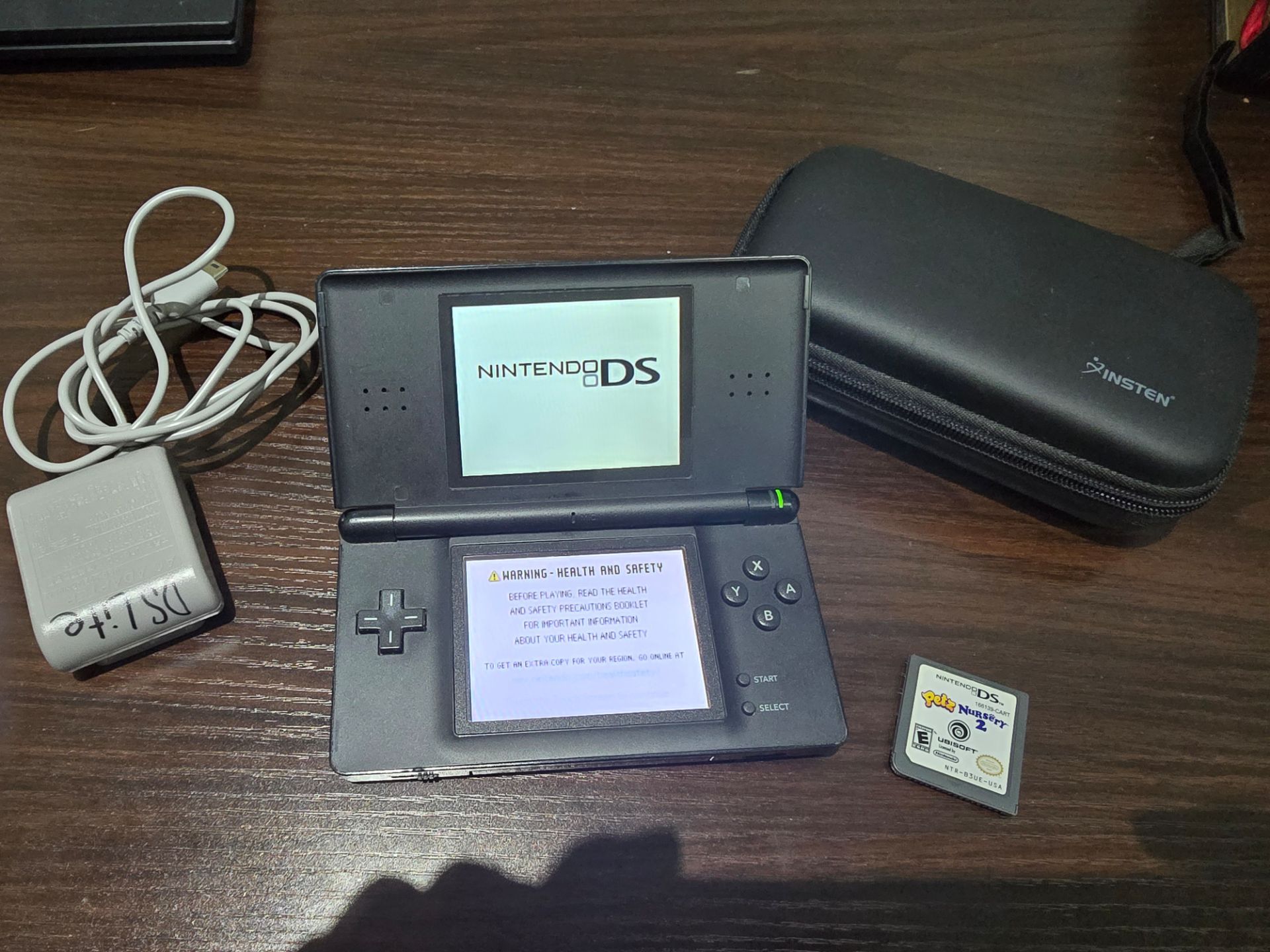 Nintendo DS Lite (Game Included)