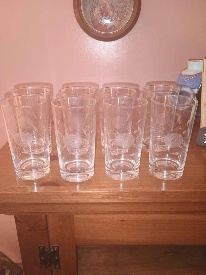 8x Vintage MCM Hand Etched Highball Glasses Roses and Wheat - photo 2