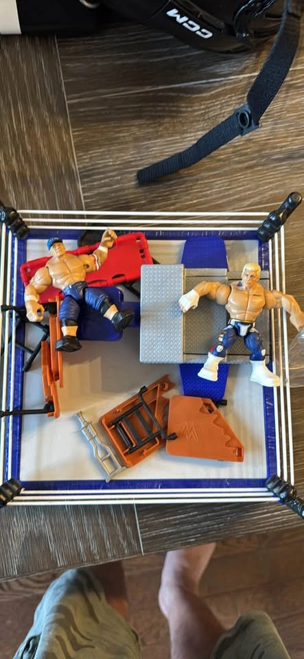 WWE WrestleMania Toy Wrestling Ring with Accessories - photo 2