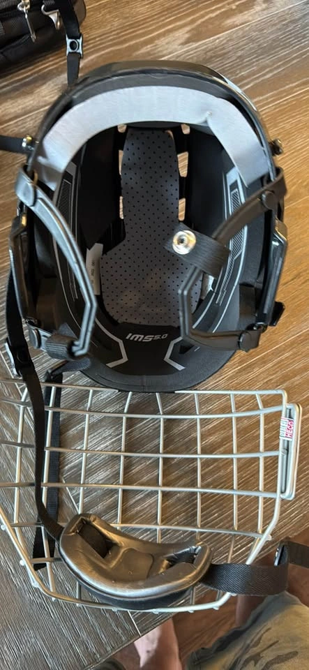 Bauer IMS 5.0 Hockey Helmet with Cage Size Small - photo 3