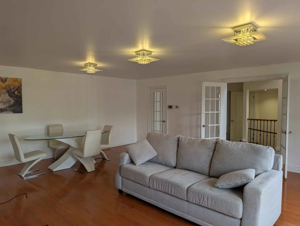 Private room for rent - photo 2