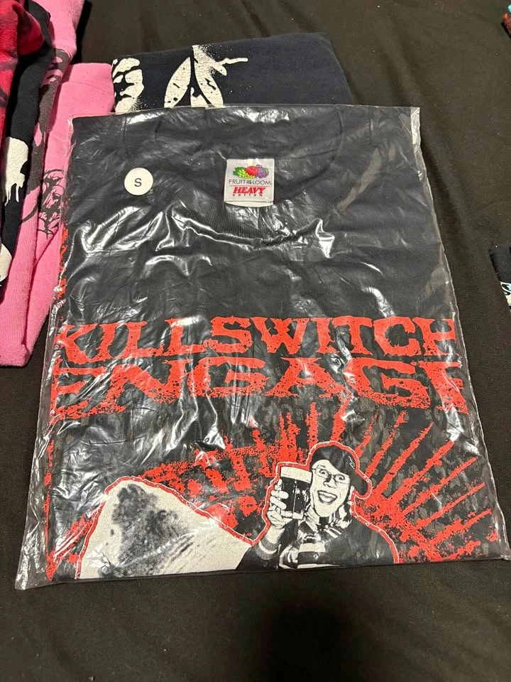 Killswitch engage band shirt small