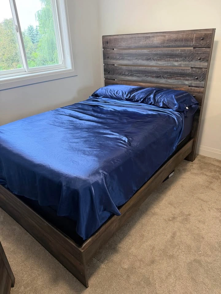 Ashley Furniture Drystan Twin Bedroom Set + Dreamstar Mattress - photo 2