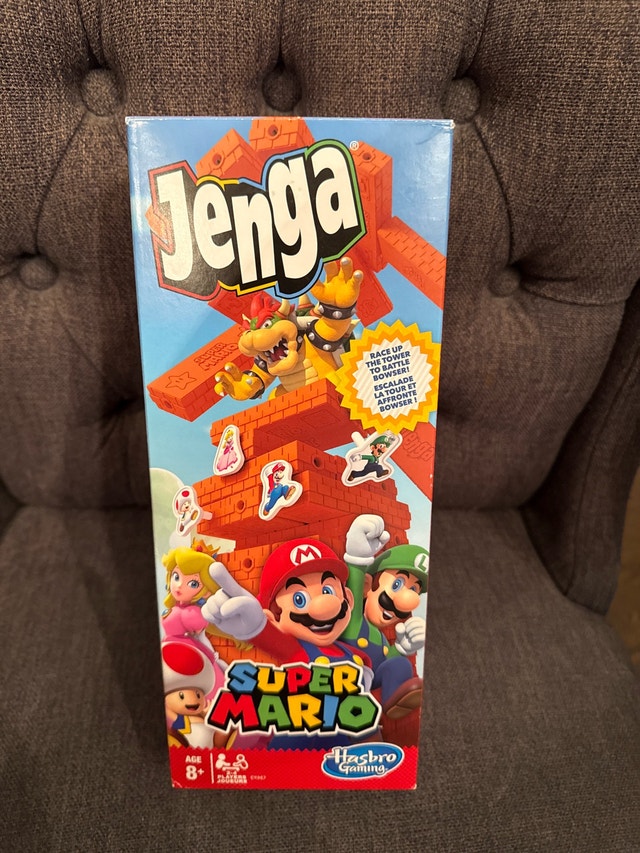Hasbro Jenga Super Mario