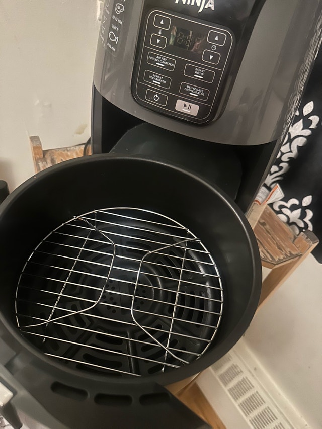 Ninja Air Fryer - photo 4