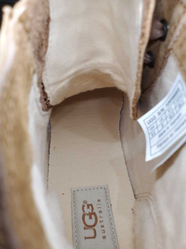 Uggs Womens blaney high top sneakers price is negotiable - photo 4