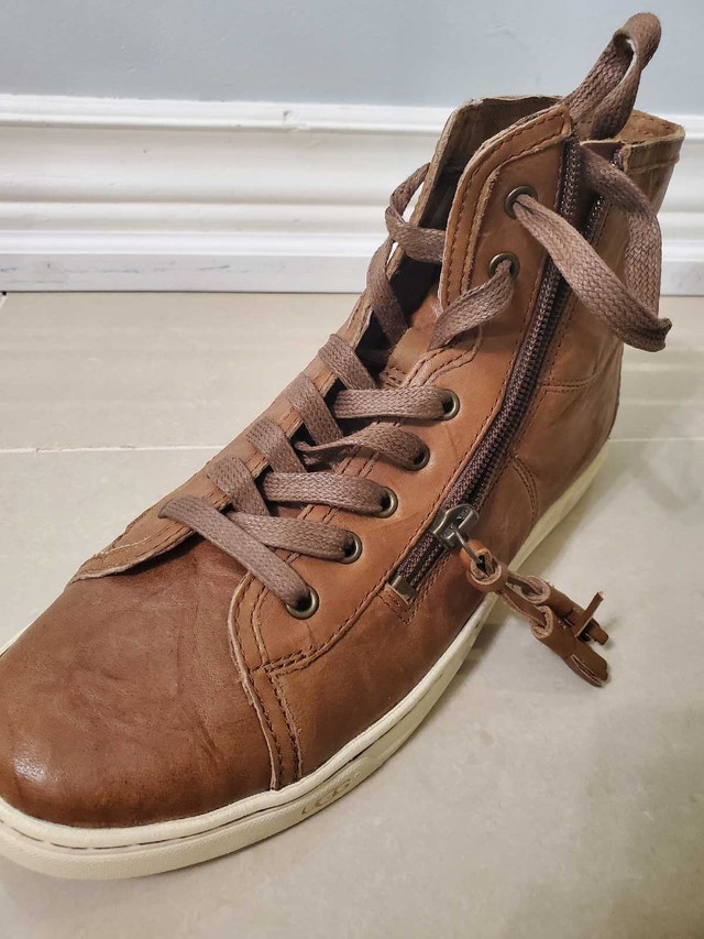 Uggs Womens blaney high top sneakers price is negotiable - photo 5