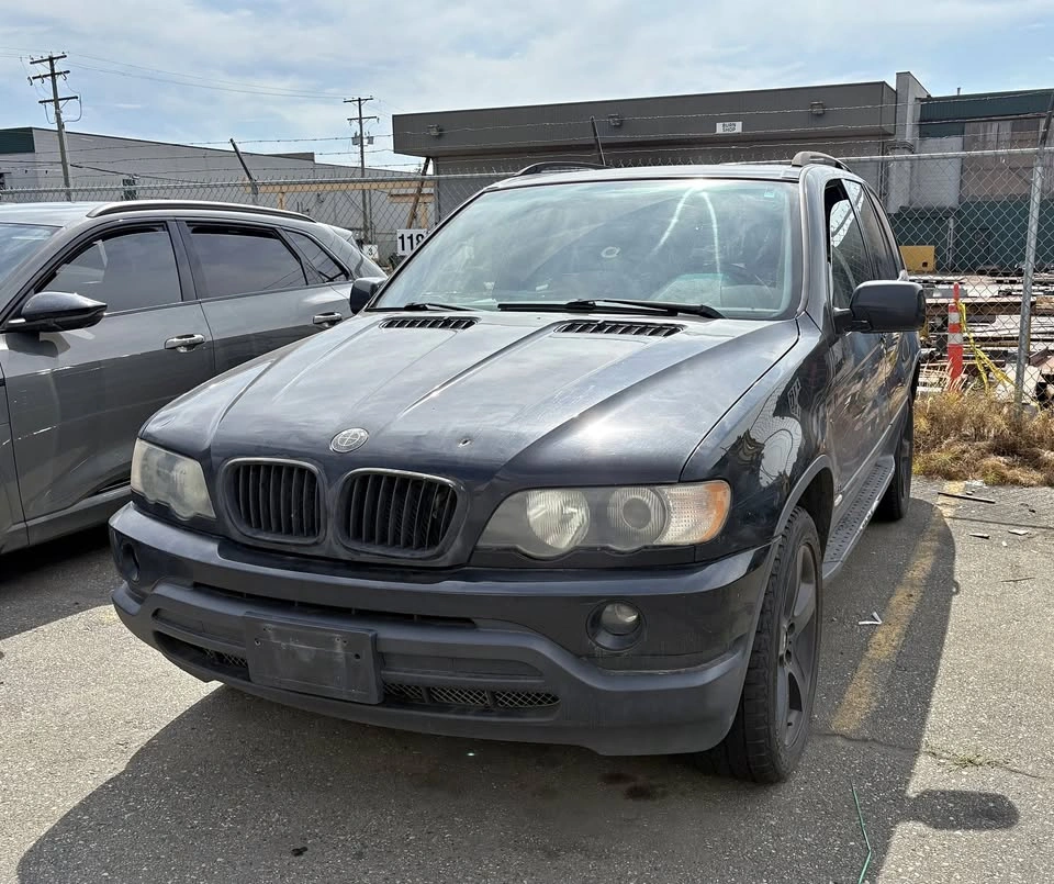2001 BMW X5 (Langley)