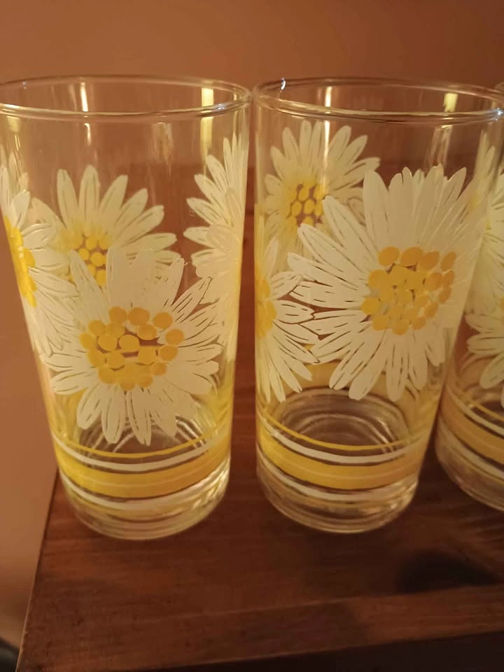 5x Vintage Daisy Glasses Pokee Bartlett Collins Yellow White - photo 3
