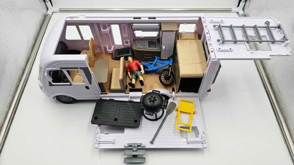 Dickie Toys Hymer Camping Van Play Set - photo 2
