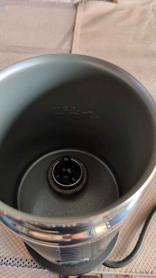 Nespresso Aeroccino3 Milk Frother - photo 4