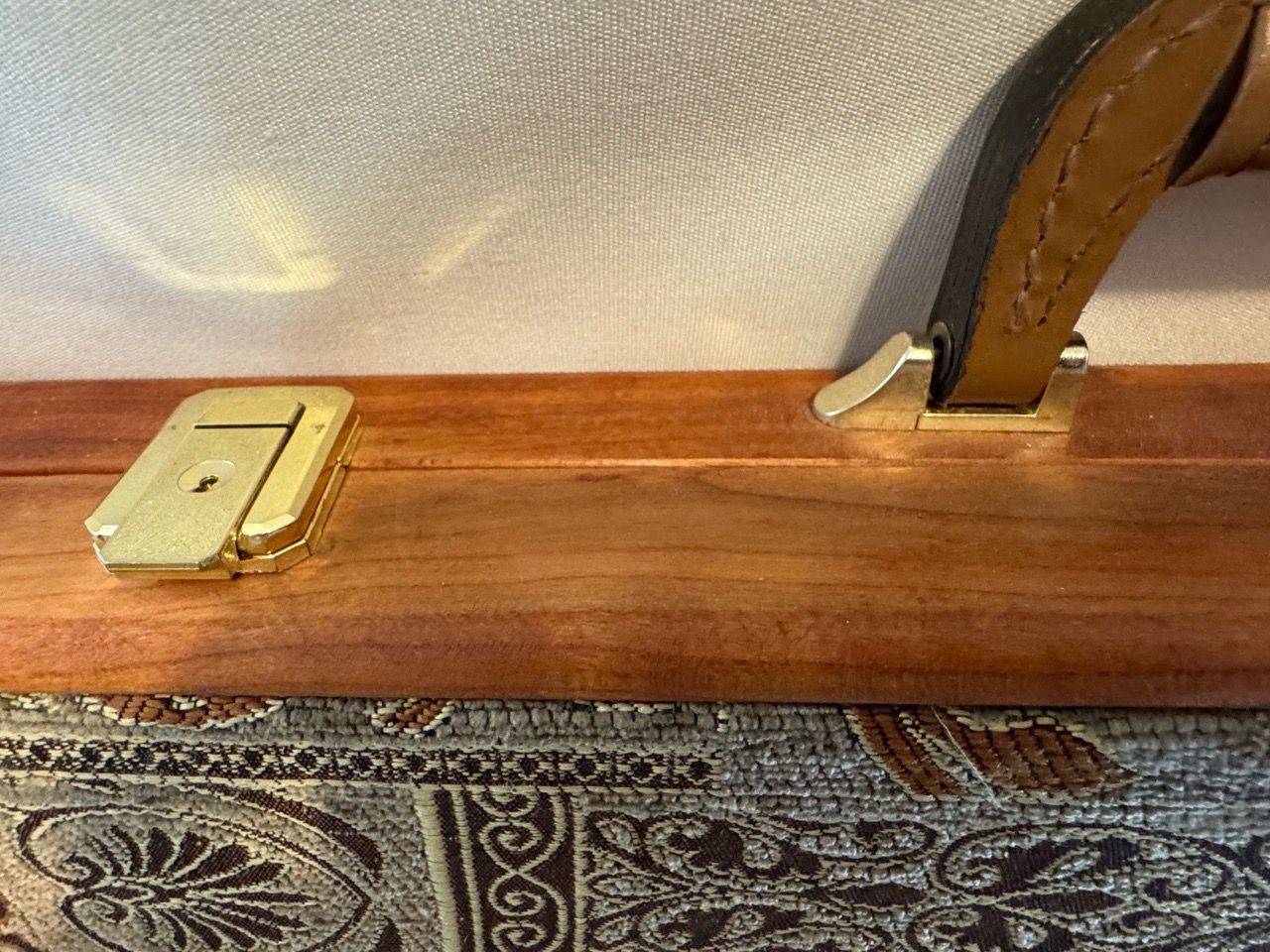 Vintage Briefcase-Style Wooden Backgammon Set - photo 4