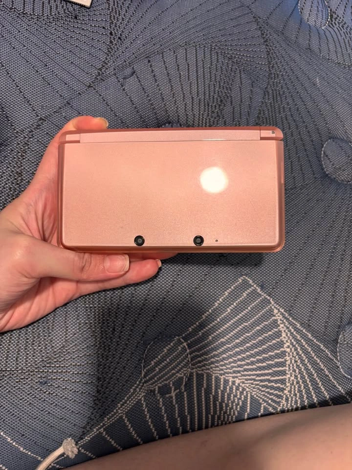 Nintendo 3DS Pink Console - photo 5