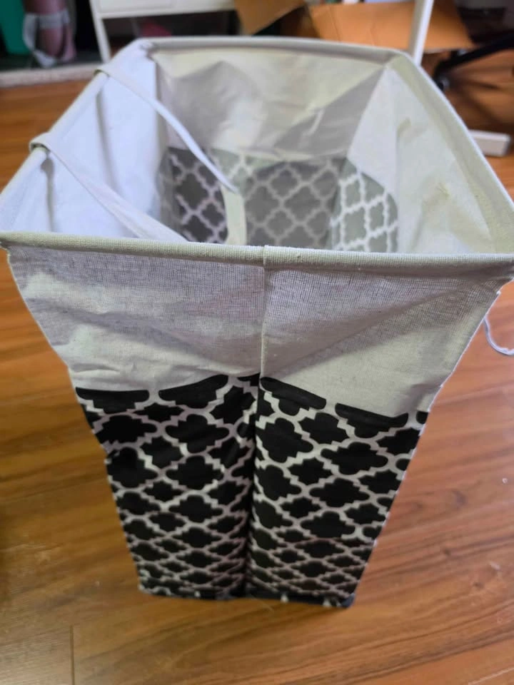 Black and White Laundry Bag - photo 2