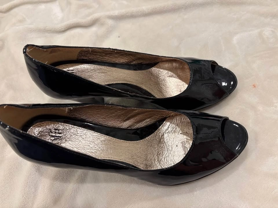 GUC Söfft black Patent Leather Peep-Toe in size 12 - photo 2
