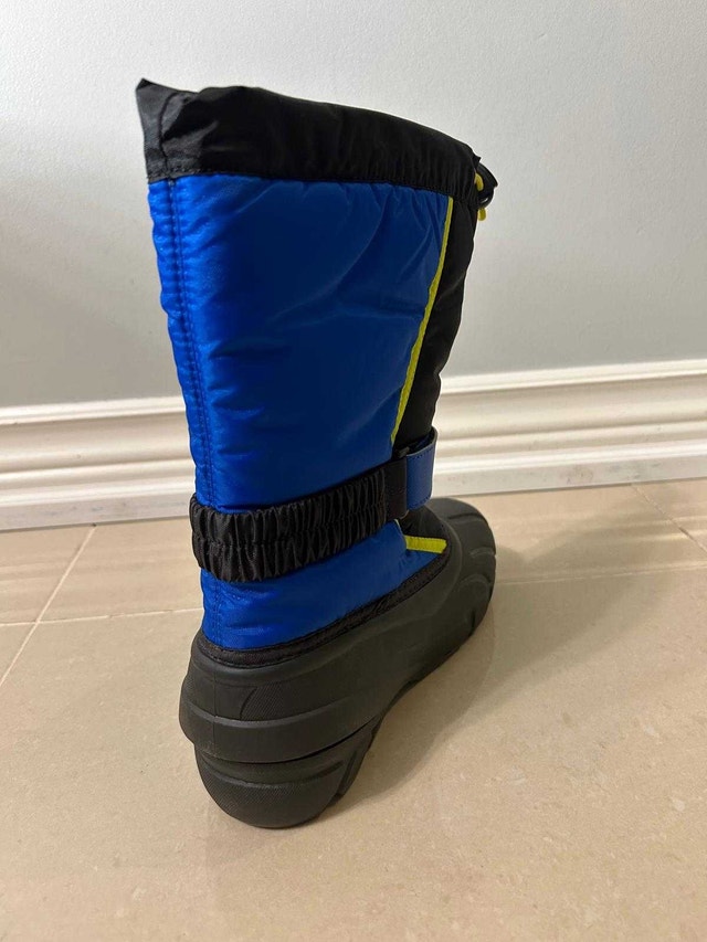 Sorel Flurry Children's Boots - Price Negotiable - photo 4