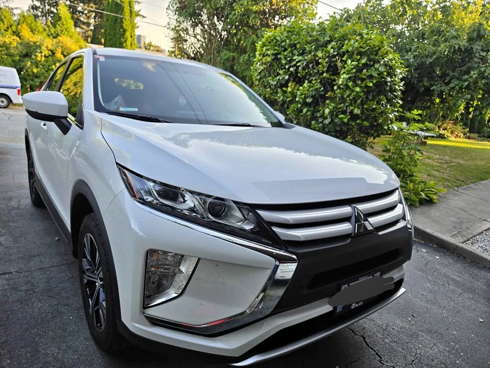 2019 White Mitsubishi Eclipse Cross SUV, clean title, no claims