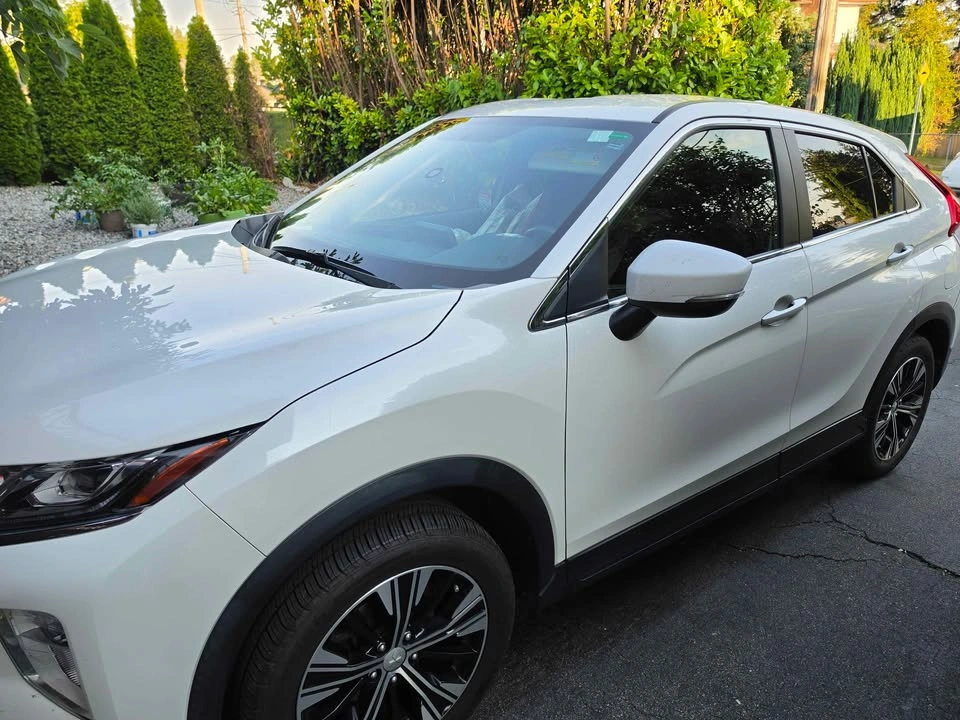 2019 White Mitsubishi Eclipse Cross SUV, clean title, no claims - photo 3