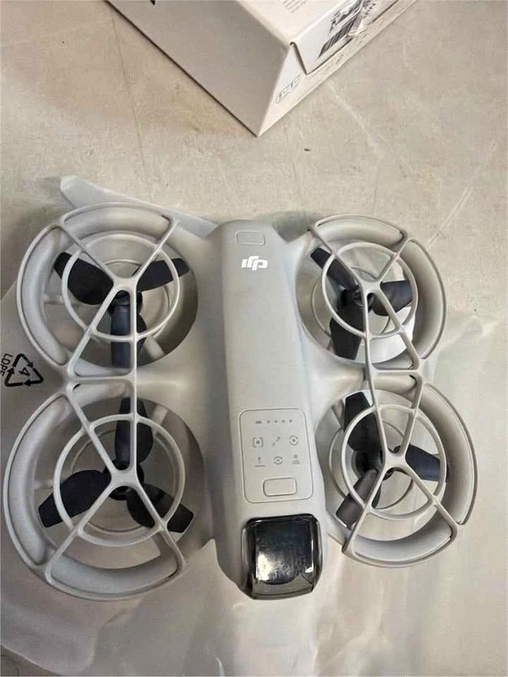 DJI Neo, Mini Drone with 4K UHD Camera - Account Bound
