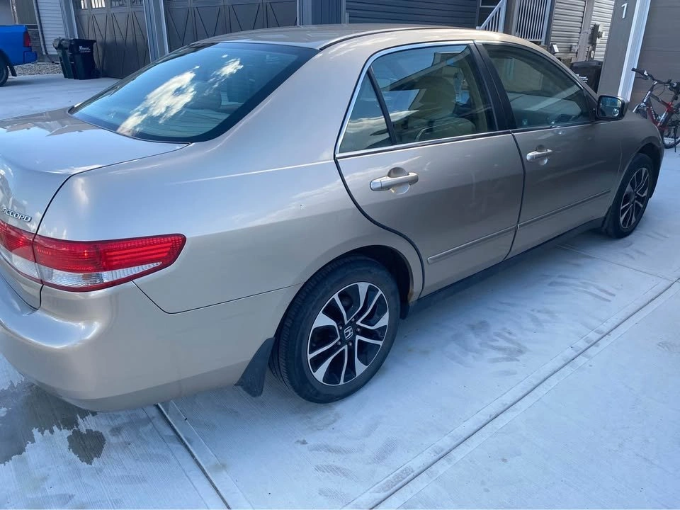 2004 Honda Accord LX-V6 - photo 5