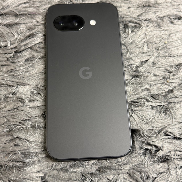 Google Pixel 9A - photo 3