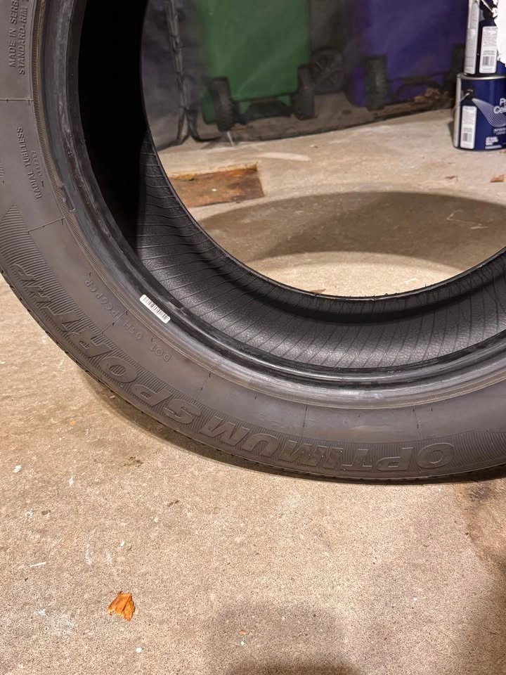 Greenmax 235/60R18 107V Extra Load Tire - Like New - photo 5