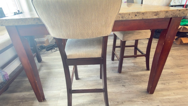 Counter-Height Dining Set – Table, 3 Chairs & Bench - photo 4