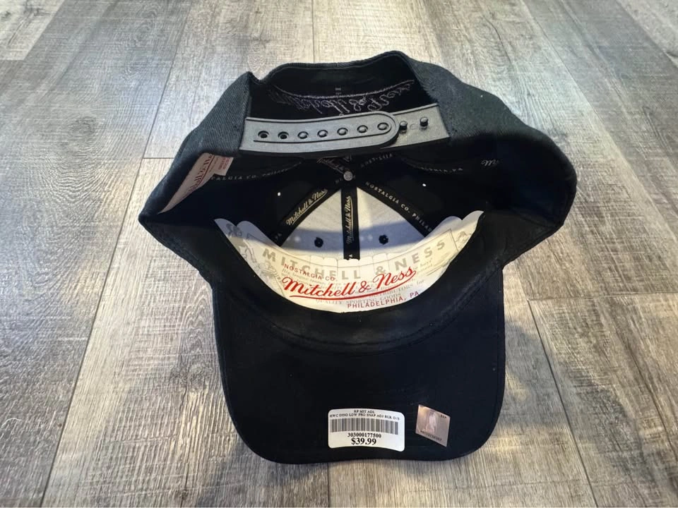 New Mitchell & Ness NBA Toronto Raptors Snapback Hat - photo 2