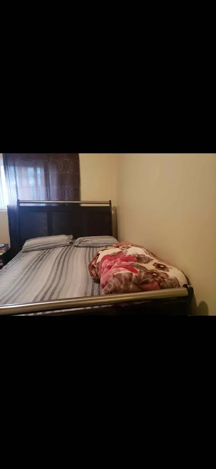 Private room for rent image indicator(2)