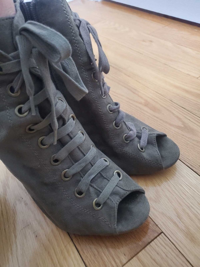 high heels