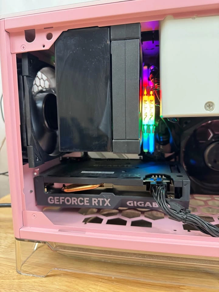 Pink ITX PC i5-12600KF | RTX 4060 - Small Form Factor PC - photo 4
