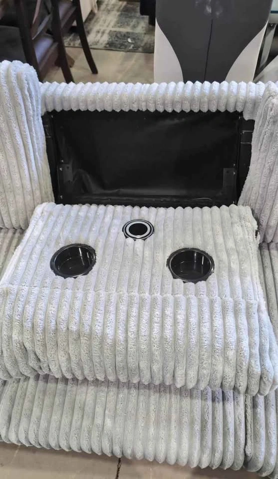 Best Couch // 6 seater with Cup holder// - photo 2