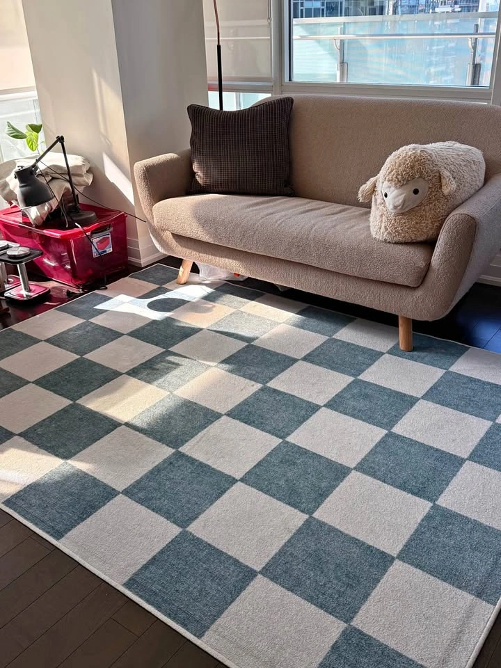 5x7’ Ruggable Jaque Checkered Slate Green Rug