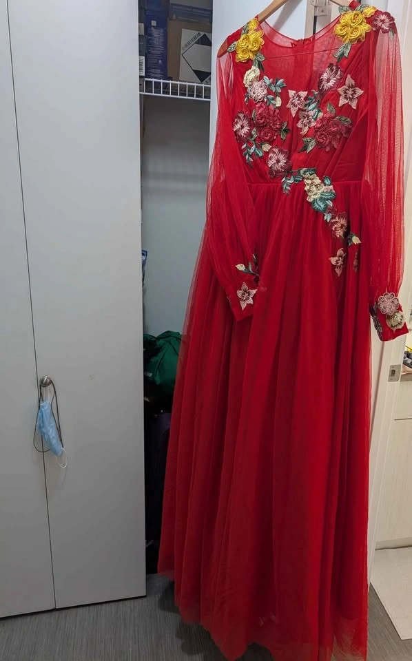 Bright red tulle maxi occasion dress - photo 3