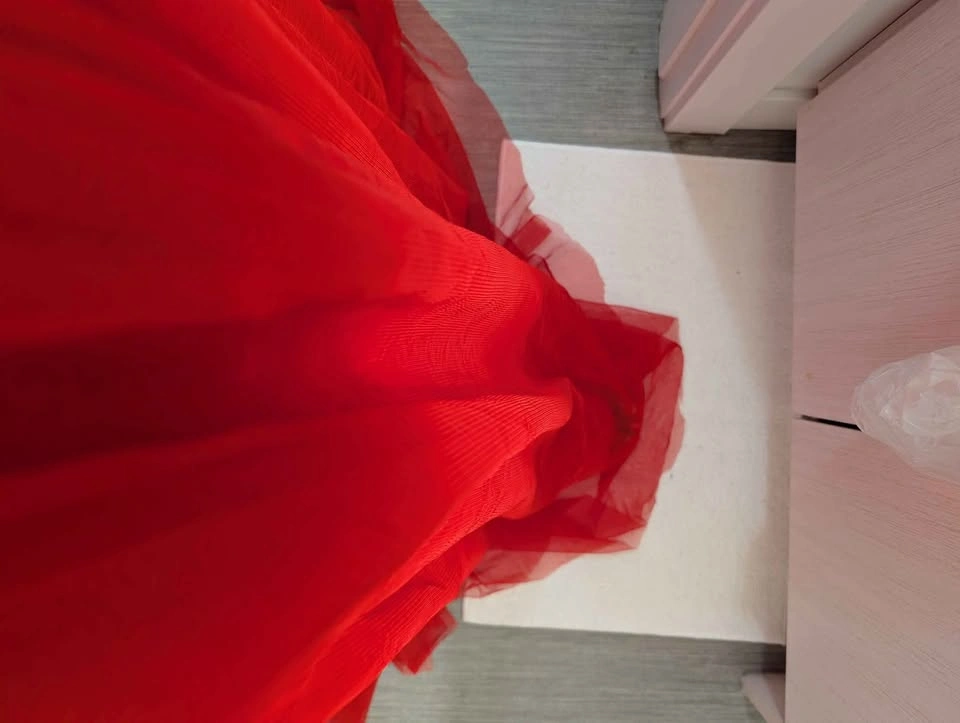 Bright red tulle maxi occasion dress - photo 5