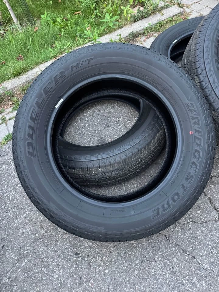 265/60R20 Bridgestone All Season Tires - No Rims - photo 5