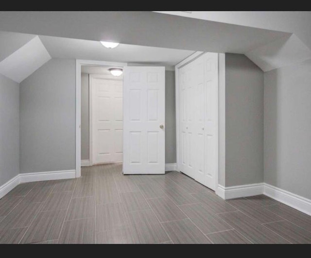 1 room for rent in the 4 bedroom basement