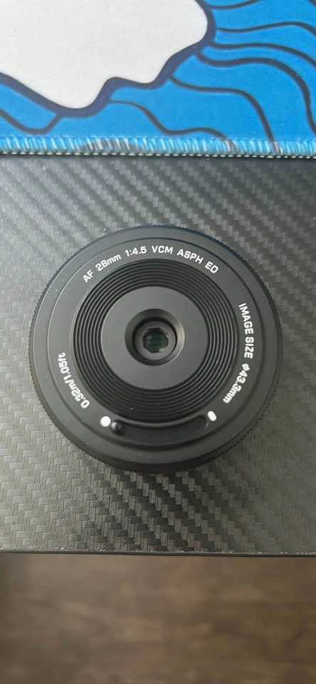 Viltrox 28mm f4.5 E/FE-mount lens - photo 2