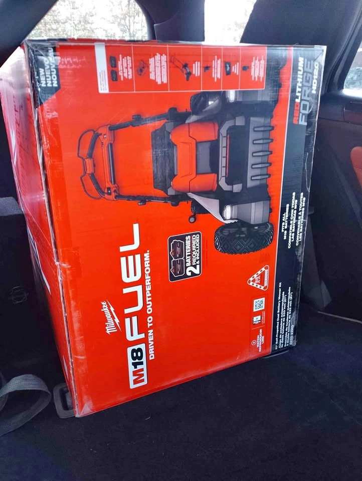 MILWAUKEE M18 FUEL Self Propelled Mower Brand new in box