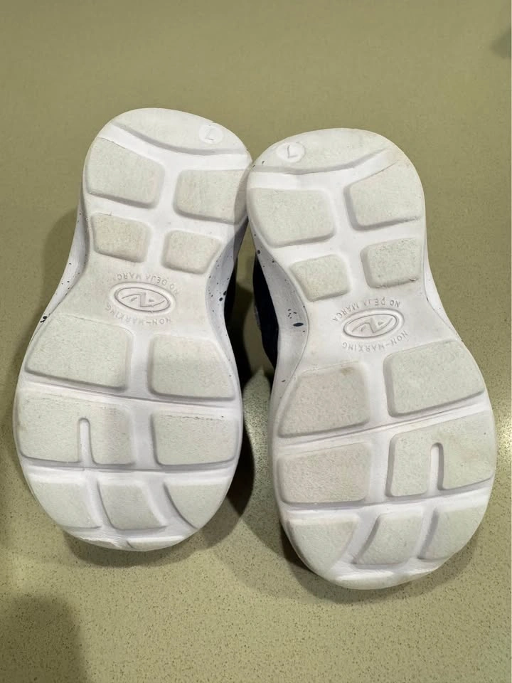 Athletic Works Toddler Boys Sneakers Size 7 - photo 2