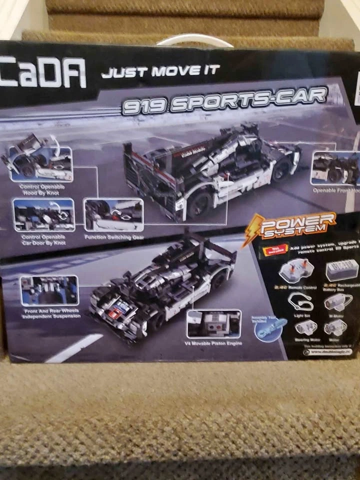 CaDA 919 Sports Car C61016W Building Set