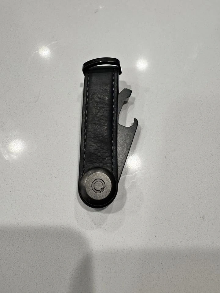 Orbitkey Black Leather Key Organiser with Multitool