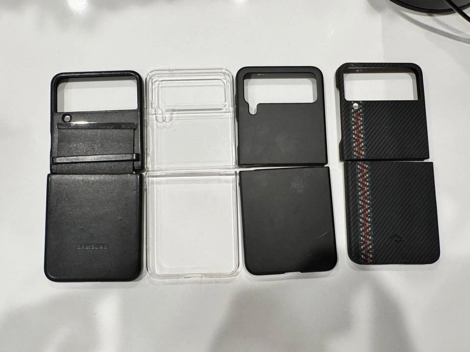 Samsung Galaxy Flip 4 Cases (Samsung, Pitaka) - photo 2