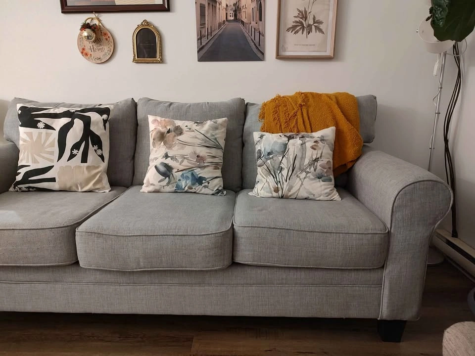 Sofa - 3 sitter - photo 4