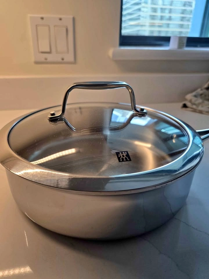 ZWILLING 3-Ply Stainless Steel Frying Pan + Glass Lid – 10"