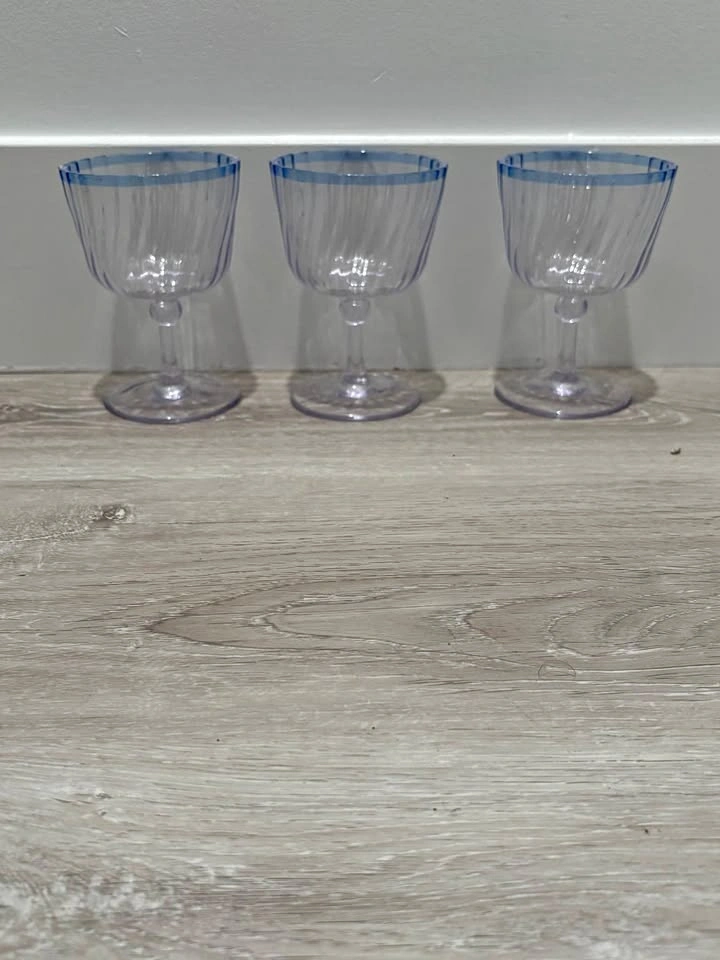 Hard Plastic Drinking cups