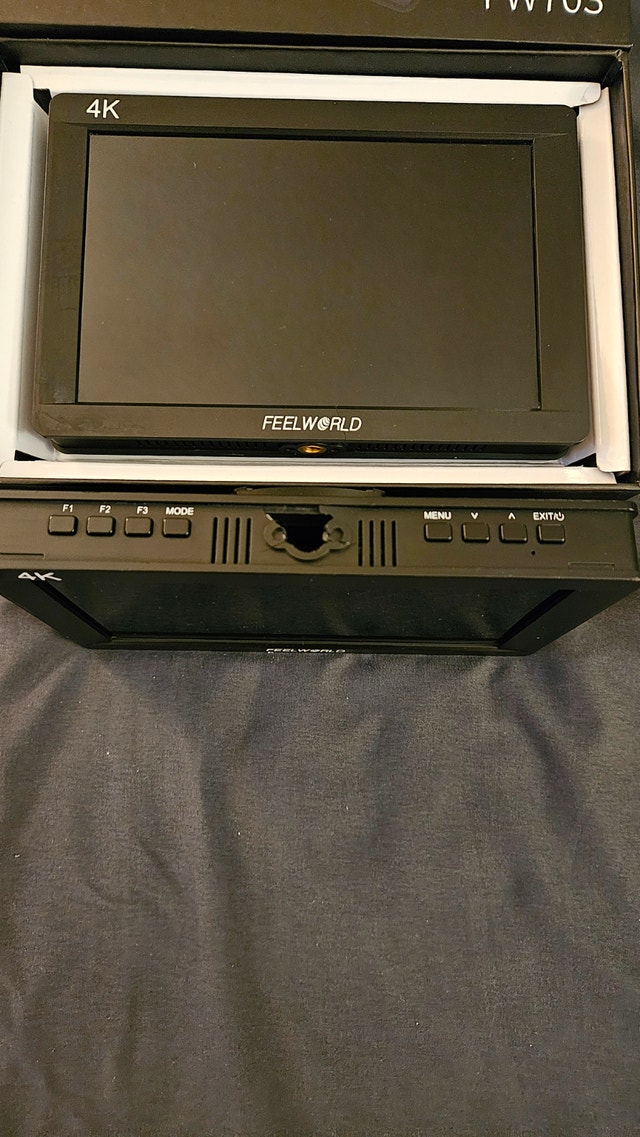 Feelworld F7S 7-inch 4K On-Camera Monitor - photo 2