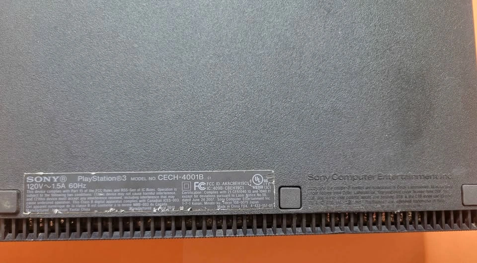 Ps3 super slim 120gb - photo 2