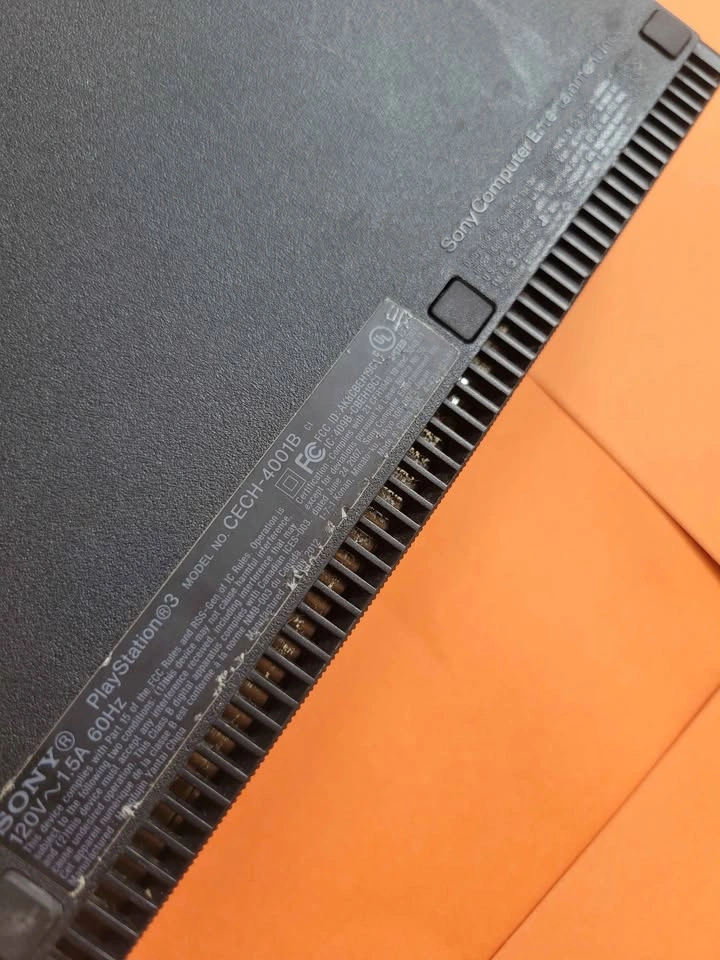 Ps3 super slim 120gb - photo 3