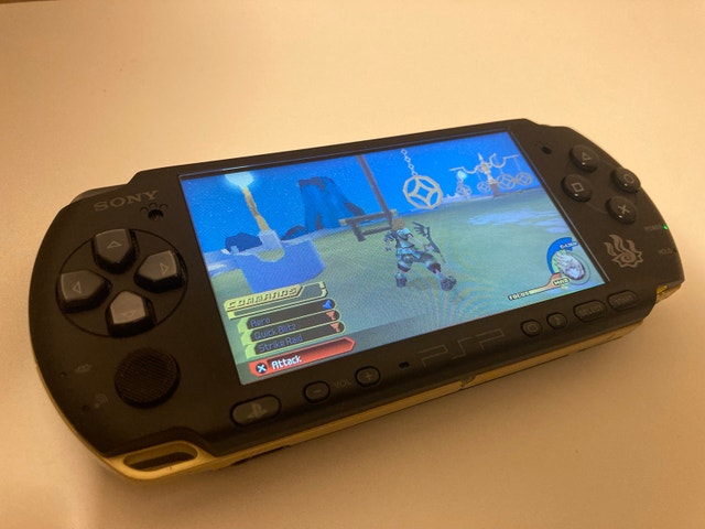 PSP 3000 Monster Hunter edition (Pre-hacked!) - photo 4